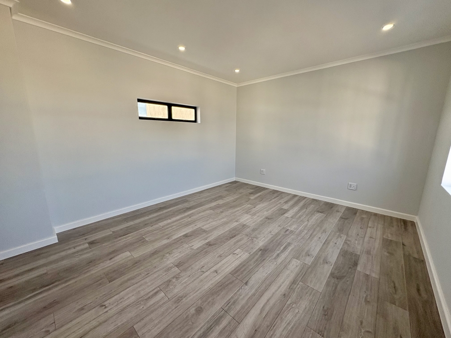 4 Bedroom Property for Sale in Sandown Western Cape